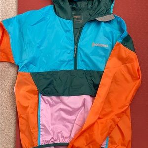 COTOPAXI WINDBREAKER